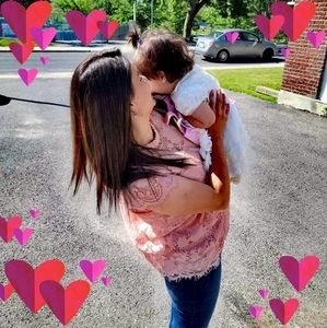 Meet your Posher, Dhouha